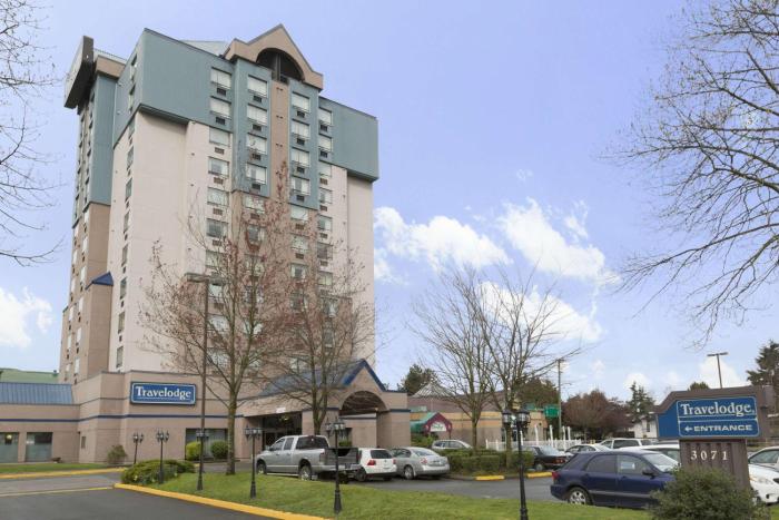 Travelodge By Wyndham Vancouver Airport,Near Aberdeen Centre,3 star