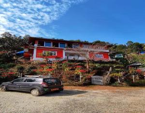 Rongo White House By Stayapart,Darjeeling>>Chalsa,3 star