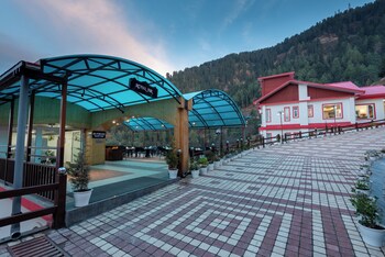 queen himya resort by dls hotels