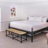 The Ellery,Northampton>>Hatfield,3.5 star