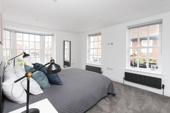 Hampden Apartments - The Louis,,0 star