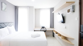 best choice and nice studio apartment at grand dharmahusada lagoon