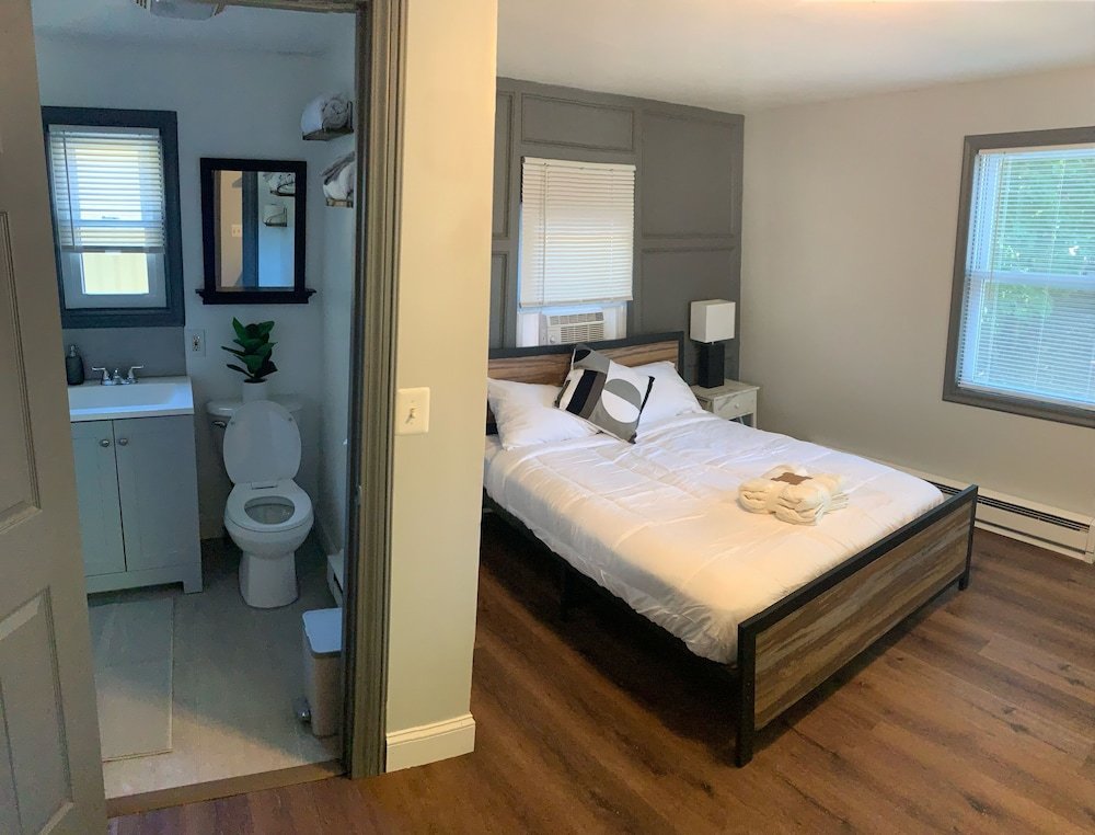 Washington Park Motel,,2 star