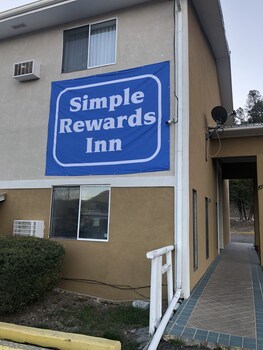 Simple Rewards Inn,Ruidoso>>Lincoln County,2.5 star