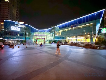 country garden danga bay homestay