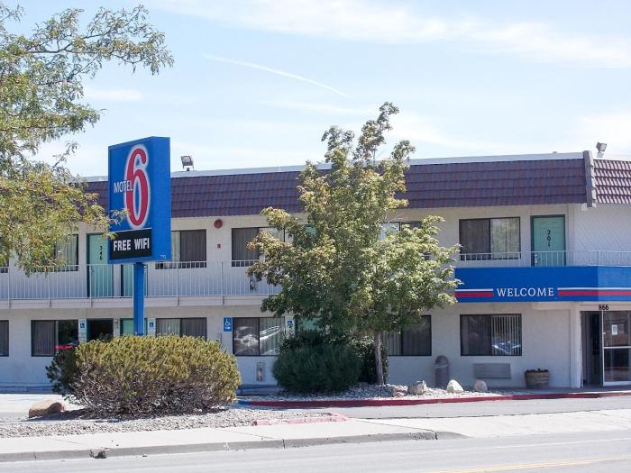 motel 6 reno nv livestock events center