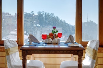 Hotel Baljees Regency,The Mall Road,3 star