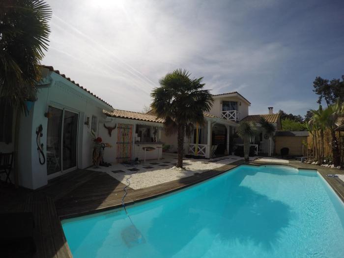 Villa Caraibes,Biganos>>Arcachon,3 star