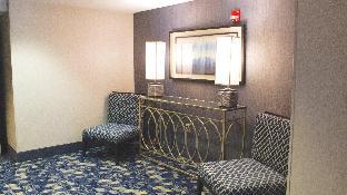 holiday inn and suites tallahassee conference ctr n