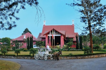 One Myanmar Resort Pyin Oo Lwin,,2 star