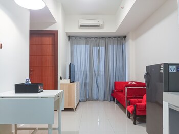 comfortable and tidy 2br at vida view apartment