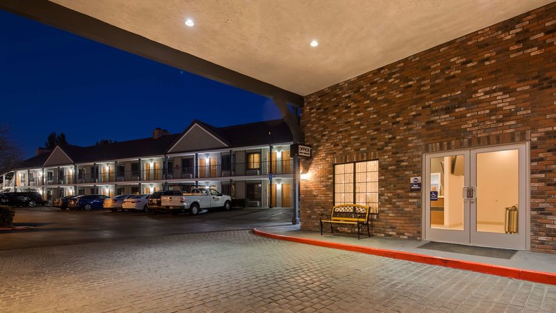 Best Western Country Inn,San Diego>>Riverside,3 star