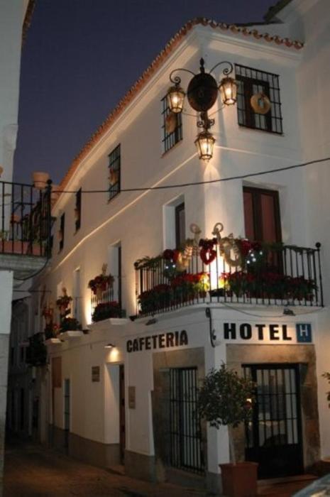 Hotel Plaza Grande,,3 star