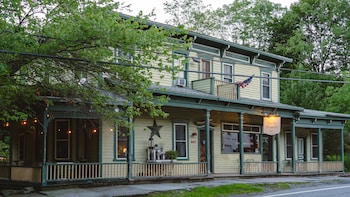 The North Branch Inn