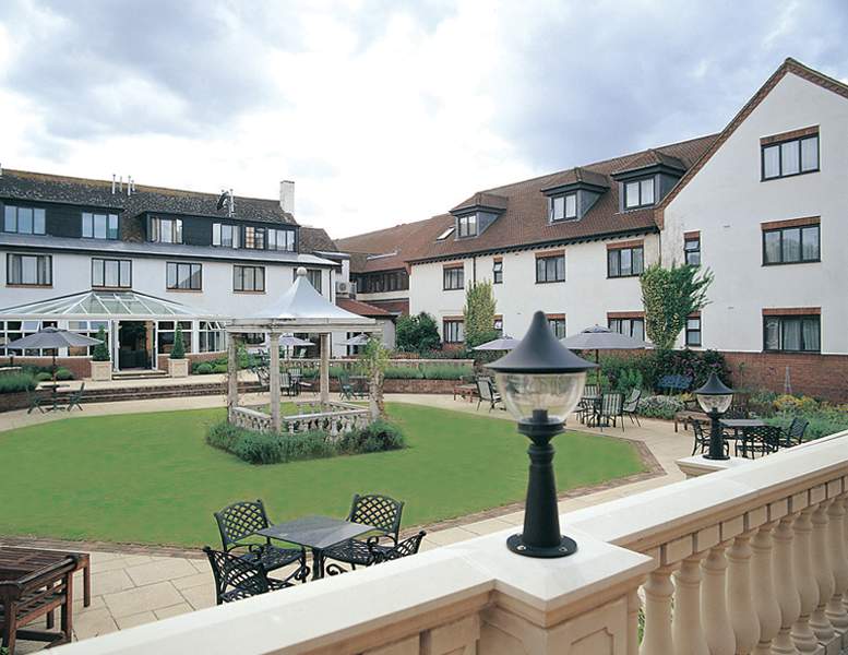 Doubletree By Hilton Oxford Belfry