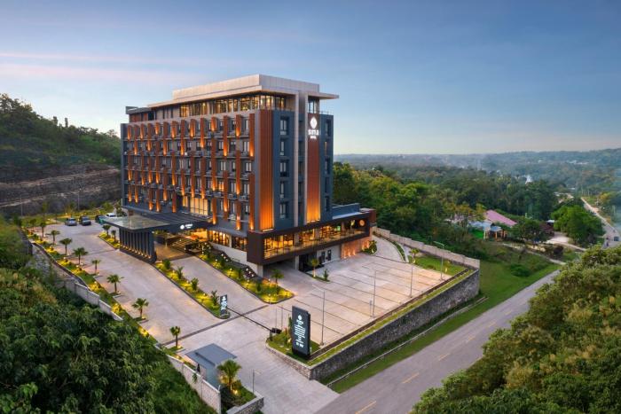 Sima Sumba Hotel,,2 star