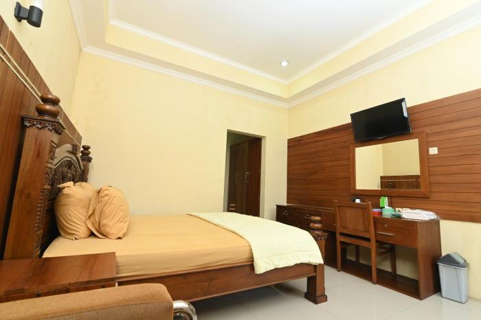 Mcm Hotel Wisata Bojonegoro,,2 star