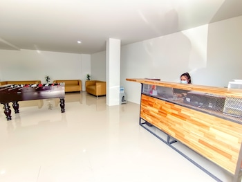 Sailor Hotel Pattaya,,2 star