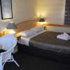 Warwick Vines Motel,Near Selbourne Golf Estate,3 star
