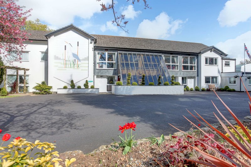 Best Western Premier Heronston Hotel & Spa,Cardiff>>Bridgend,3 star