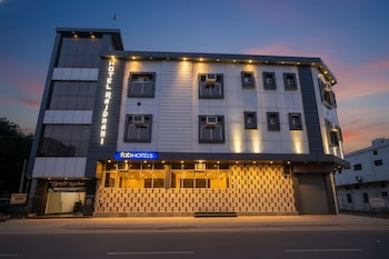 Fabhotel Rajdhani,128/445 A Y 1 Block, Bye Pass Road, Infront Of Panchmukhi Mandir, Kidwai Nagar,3 star
