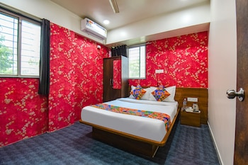 Via Skylight Studio Rooms,Baner,3 star