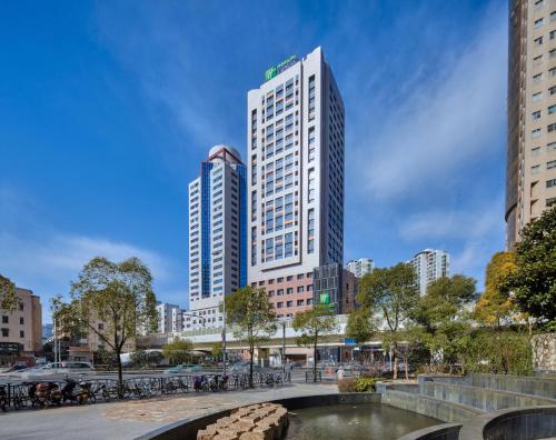 Holiday Inn Express Shanghai Zhenping By Ihg,No. 2088, Zhongshan North Road,3 star