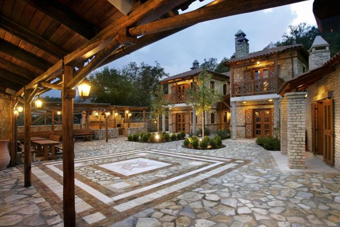 Abeliona Retreat,,4 star