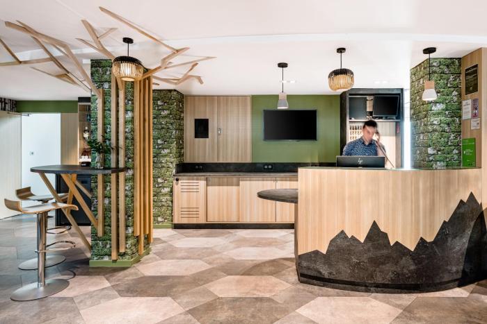 ibis styles annecy gare centre