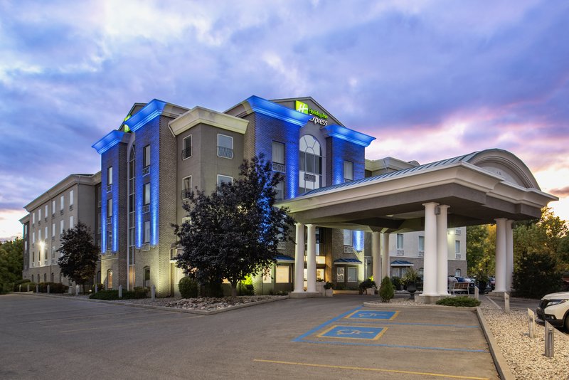 holiday inn express and suites saskatoon by ihg