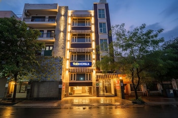 Via Jpm The Grand Bella,Chittaranjan Park,3 star