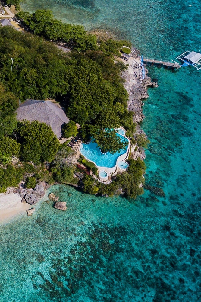 bluewater sumilon island resort