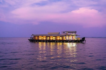 Coco Houseboat,Ambalapuzha>>Alappuzha,3 star