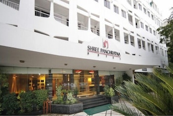 Shree Panchratna Hotel,Sangamvadi,3 star