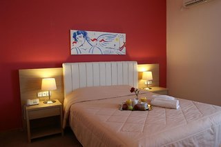 apollo resort art hotel