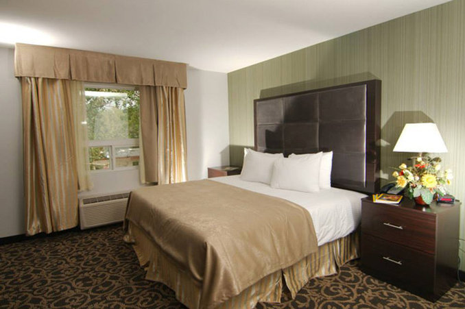 Paradise Inn And Suites - Redwater,,3 star