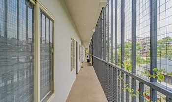 Treebo Regalia Inn Wayanad With Swimming Pool,No 413,413A-E,413D1-D5,413E1-E5,Ward No6,Madathumpadi,Opposit Civil Station,Kalpetta,Wayanad,Kerala -673122,3 star