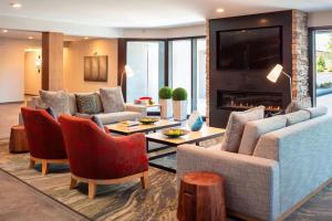 Fairfield By Marriott Inn & Suites Providence Airport Warwick,Warwick>>Providence,2.5 star