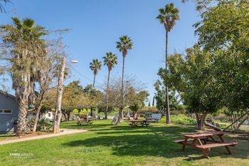 Ein Harod Country Suites & Guesthouse,,1 star