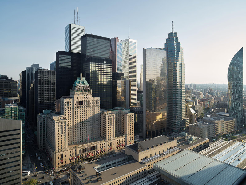 Fairmont Royal York,Near Ripley's Aquarium Of Canada,4 star
