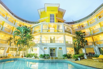 Bloom Boutique | Baga,Baga Beach,3 star