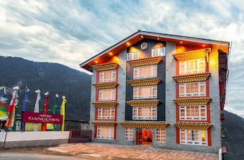 Summit Gangchen Hotel,,4 star