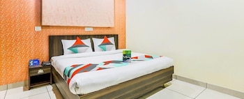 Via Mayank Palace,Panchkula>>Chandigarh,3 star