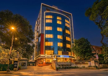 Oriva Deccan 8,Shivaji Nagar,3 star