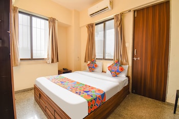 Fabhotel Mountain High Inn,46/1, Sai Park Line, Nol. Mohammad Wadi Road, Near Mountain High Restaurant, Next Cloud 9 Back Gate, Wanaworie, Pune, Maharashtra,3 star