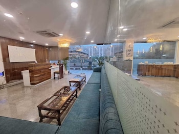 Hotel Rr Galaxy,Sector 69, Gurgaon,3 star