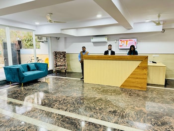 Zen Suites - Golf Course Road,Golf Course Road,2 star