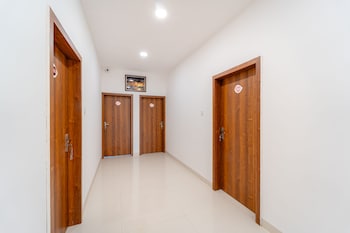 Treebo Pure Earth Stay, Vijay Nagar,Sukhlia,3 star