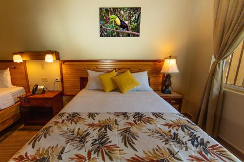 Pelican Beach Resort