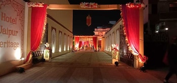 Hotel Jaipur Heritage,Amer Fort Road>>Jaipur,2 star